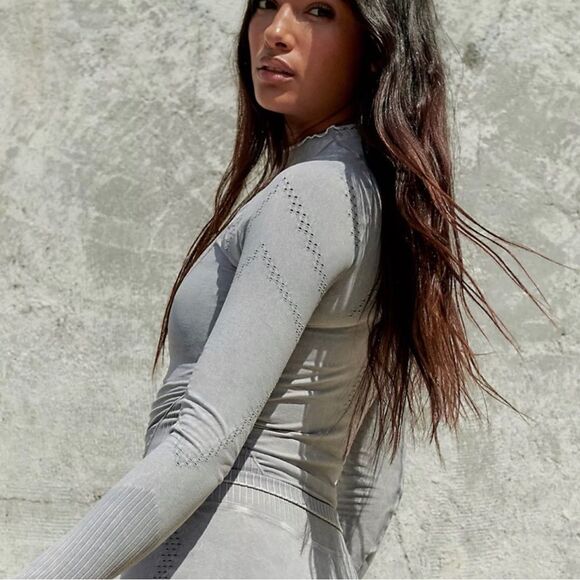 NWOT Free People Good Karma Hi Neck Layer Long Sleeve Top -Ice Grey Size XS - Picture 7 of 14